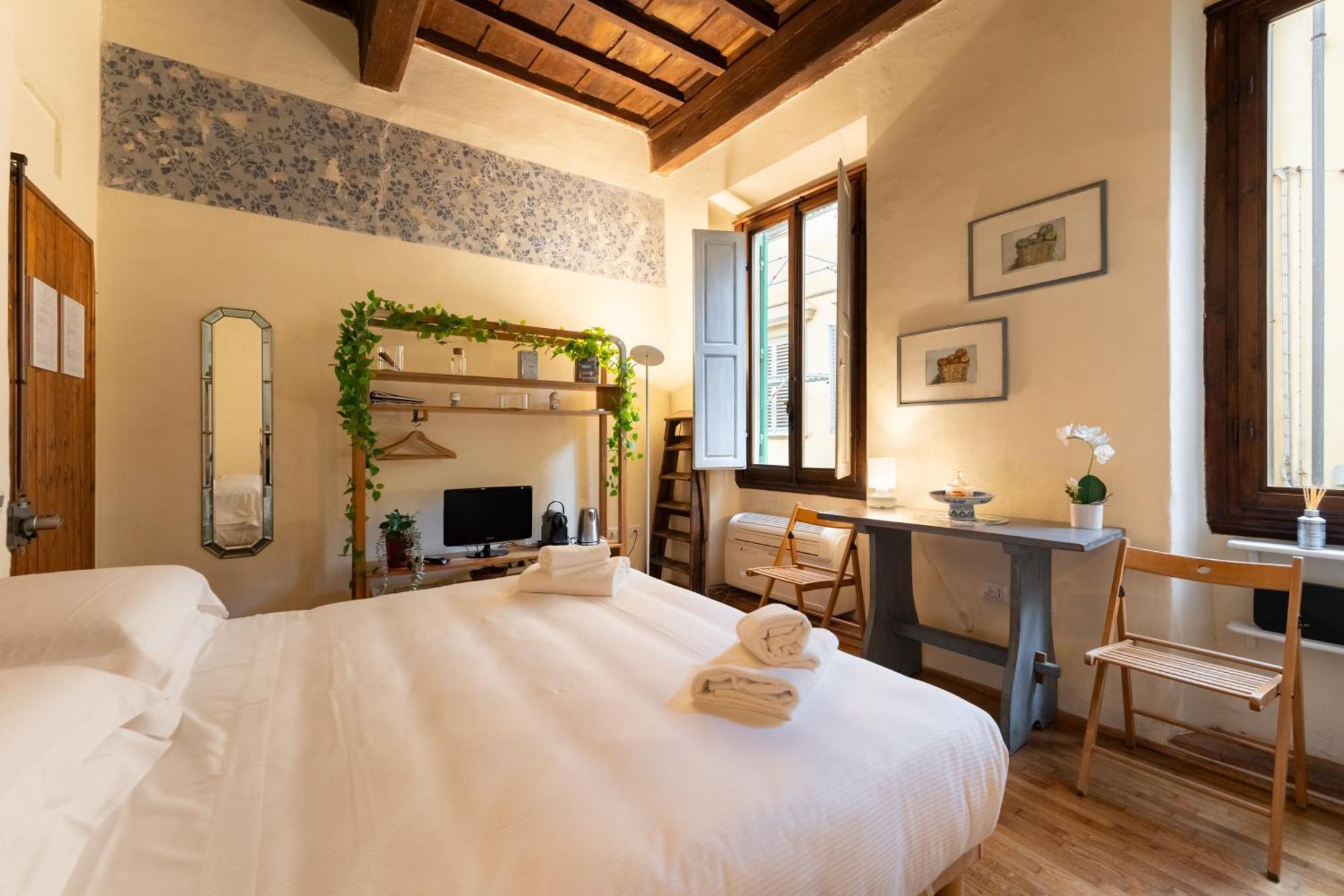 Apartamento Via Benedetta, 13 - Charming - Florentine Gem Steps From Station - Prime Spot! Florencia