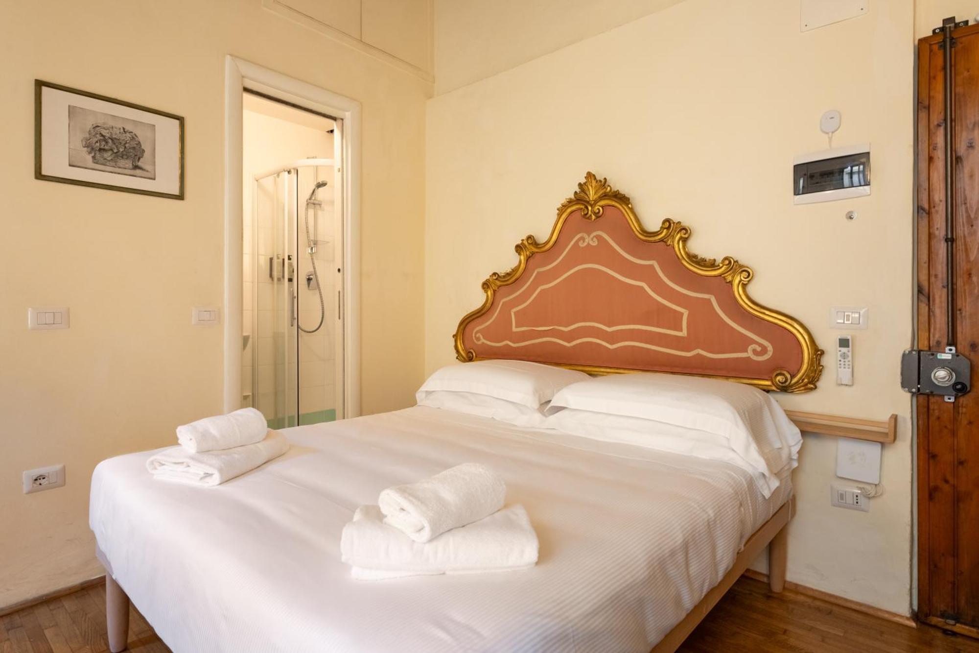 Via Benedetta, 13 - Charming - Florentine Gem Steps From Station - Prime Spot! * Florencia