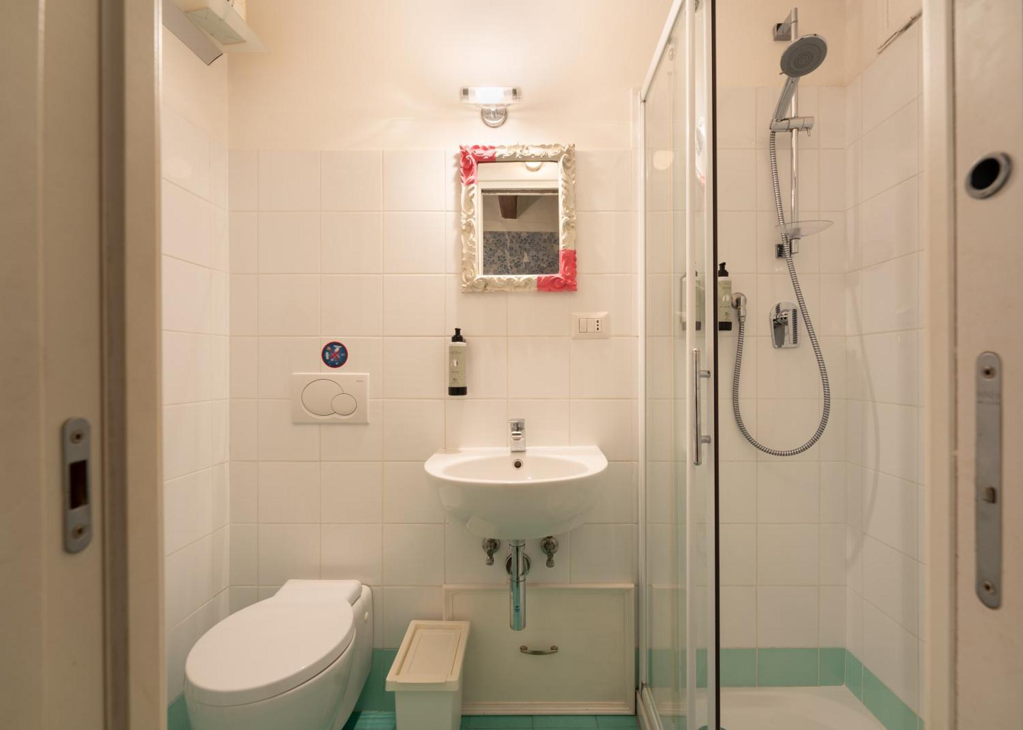 Apartamento Via Benedetta, 13 - Charming - Florentine Gem Steps From Station - Prime Spot! Florencia